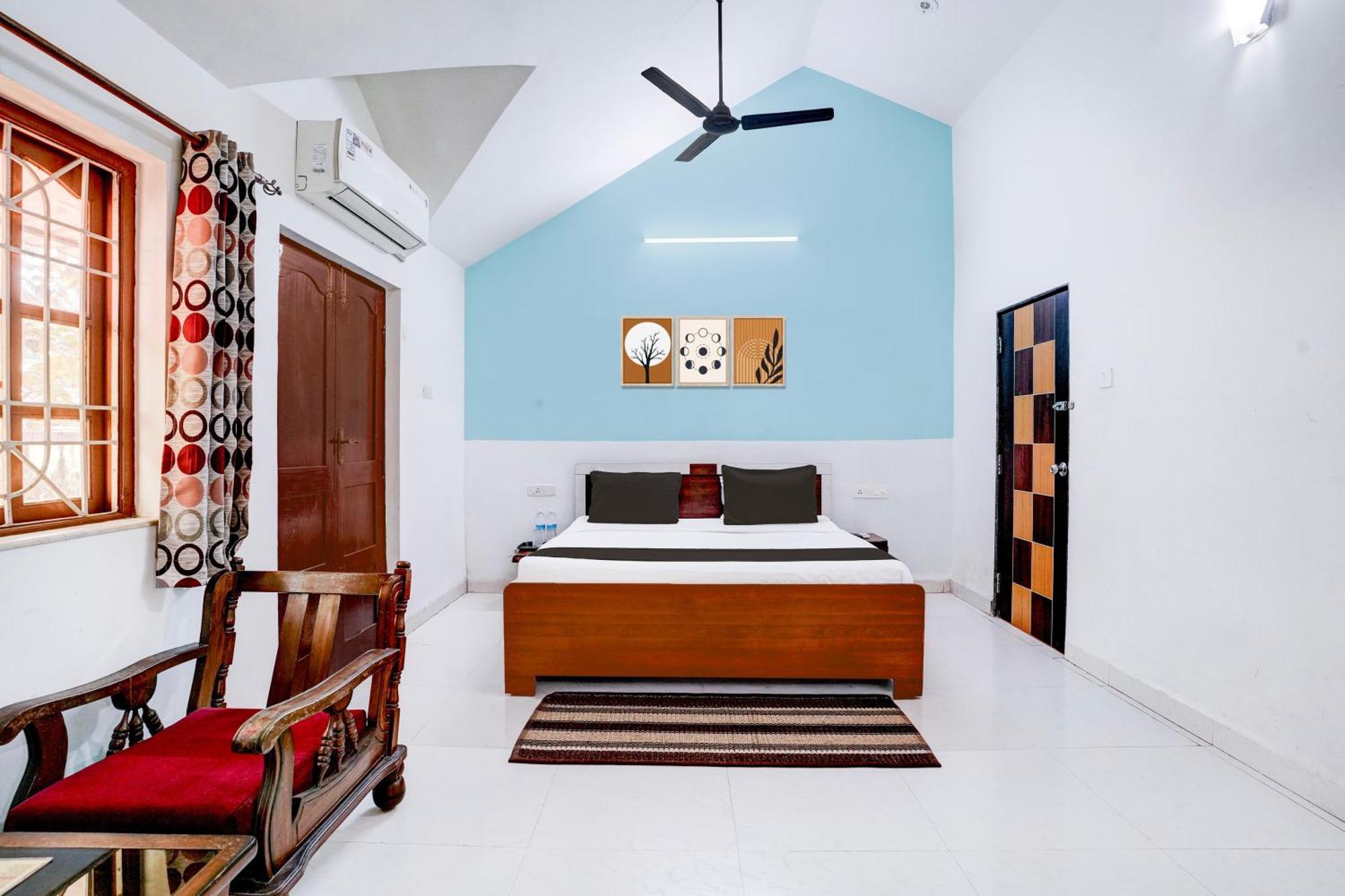 Oyo Flagship Triple Beach Guest House Benaulim Buitenkant foto