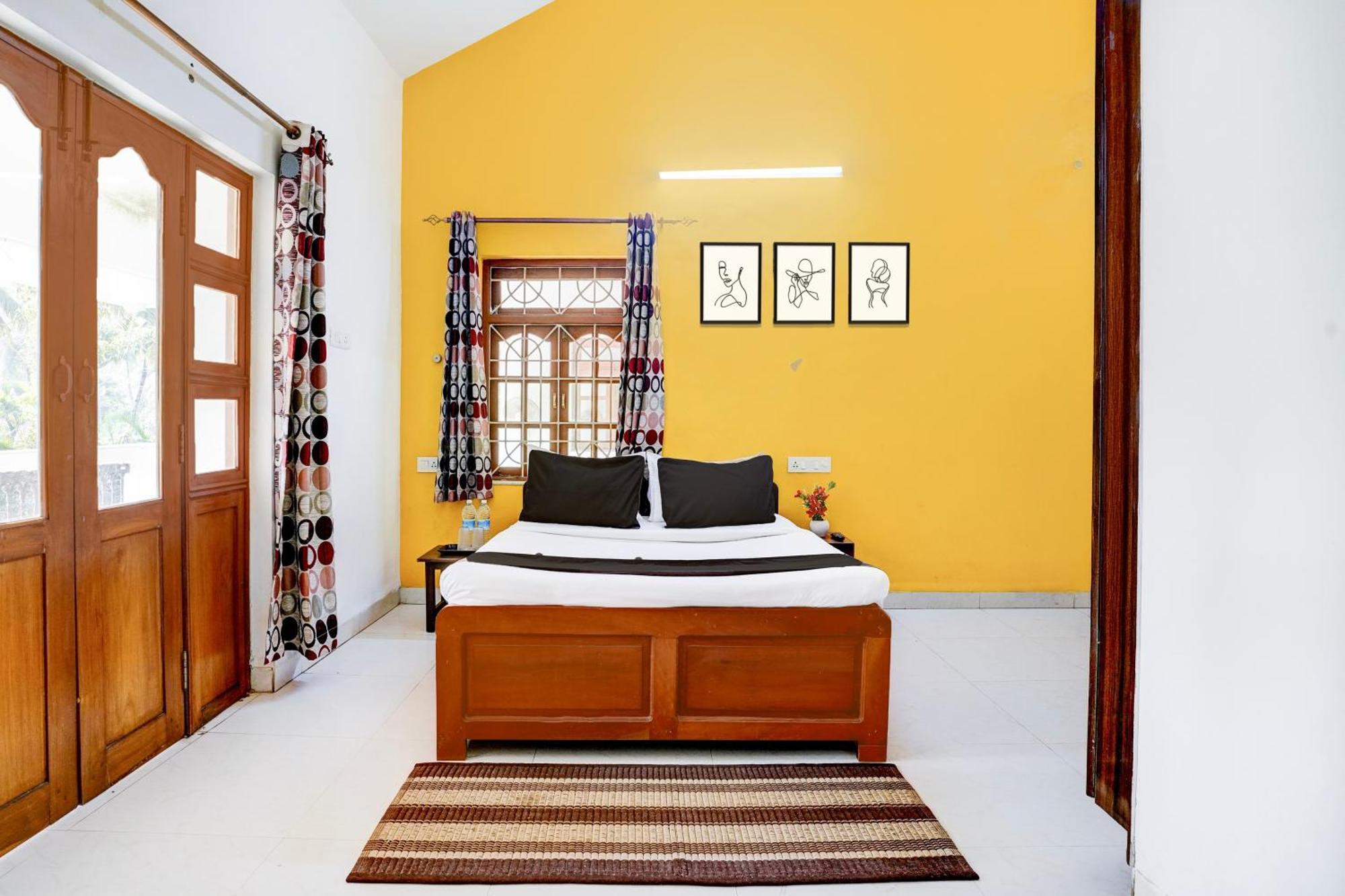 Oyo Flagship Triple Beach Guest House Benaulim Buitenkant foto
