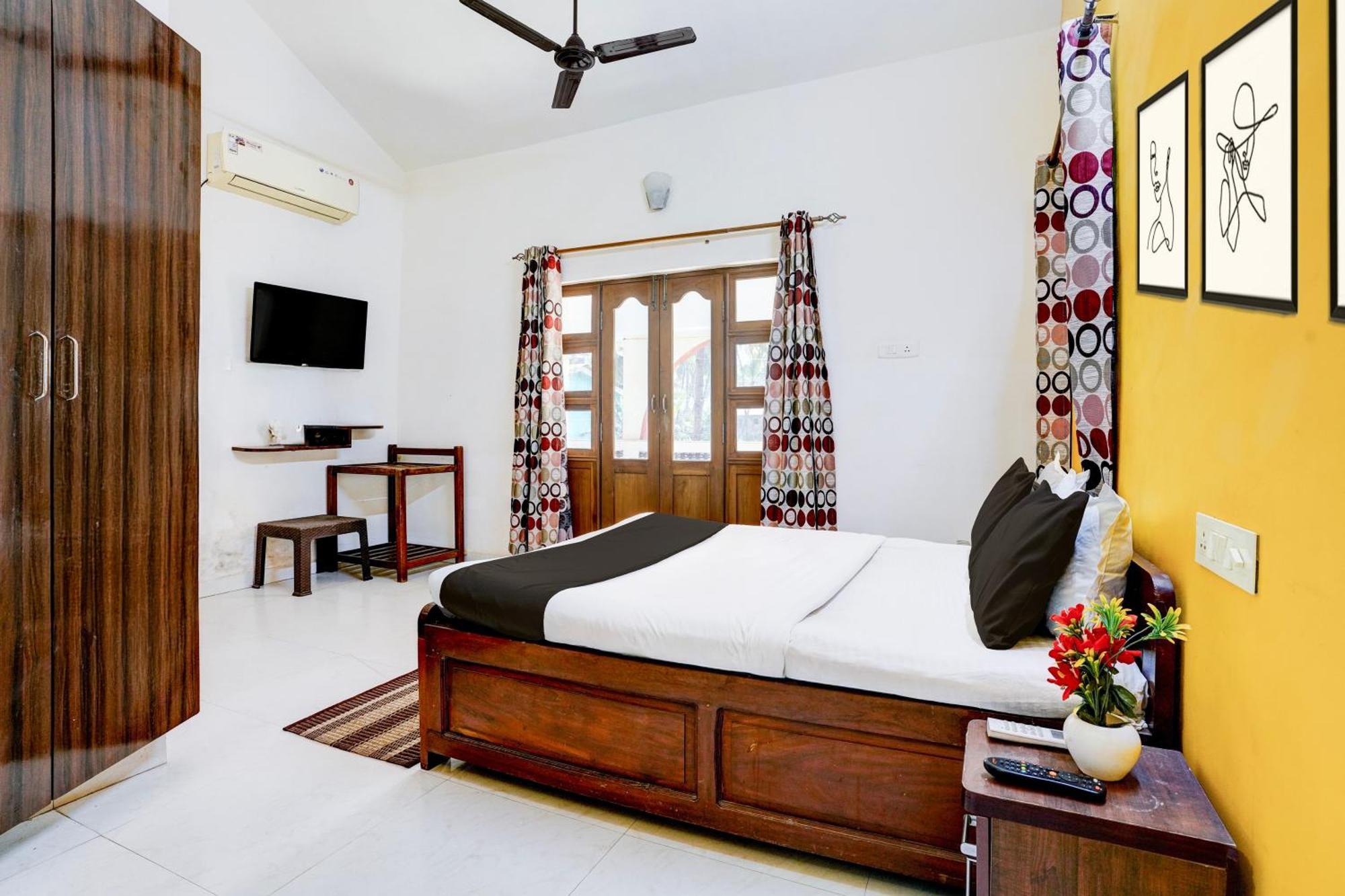 Oyo Flagship Triple Beach Guest House Benaulim Buitenkant foto